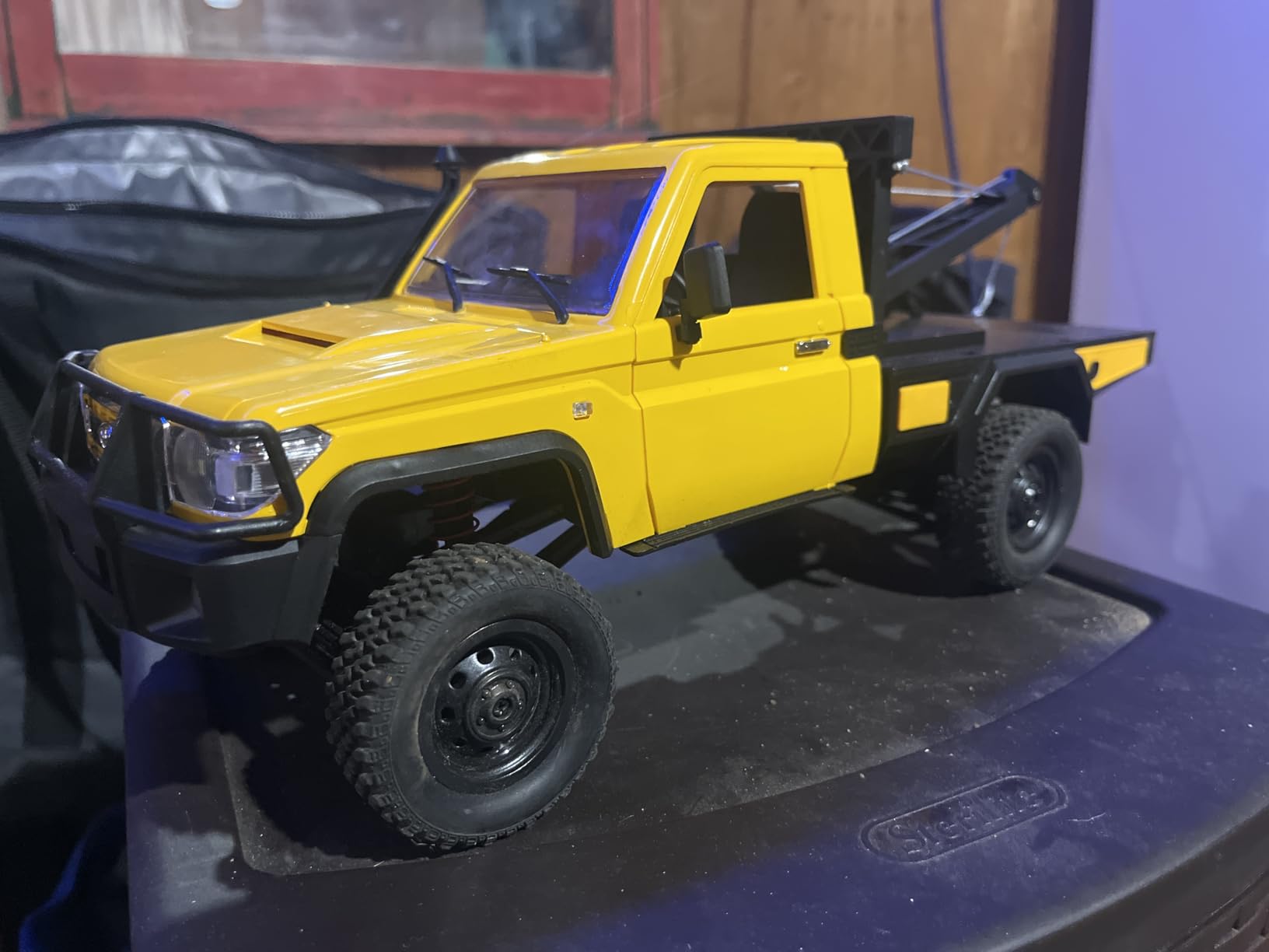 MN82 RC Rock Crawler, 2.4Ghz Toyota Remote Control Truck, 4WD 2 Speeds Switch RC Crawler Off-Road Pick-up with 2 Upgraded 1200mah Battery, 1/12 Scale Trucks (with Gift) customer photo 2