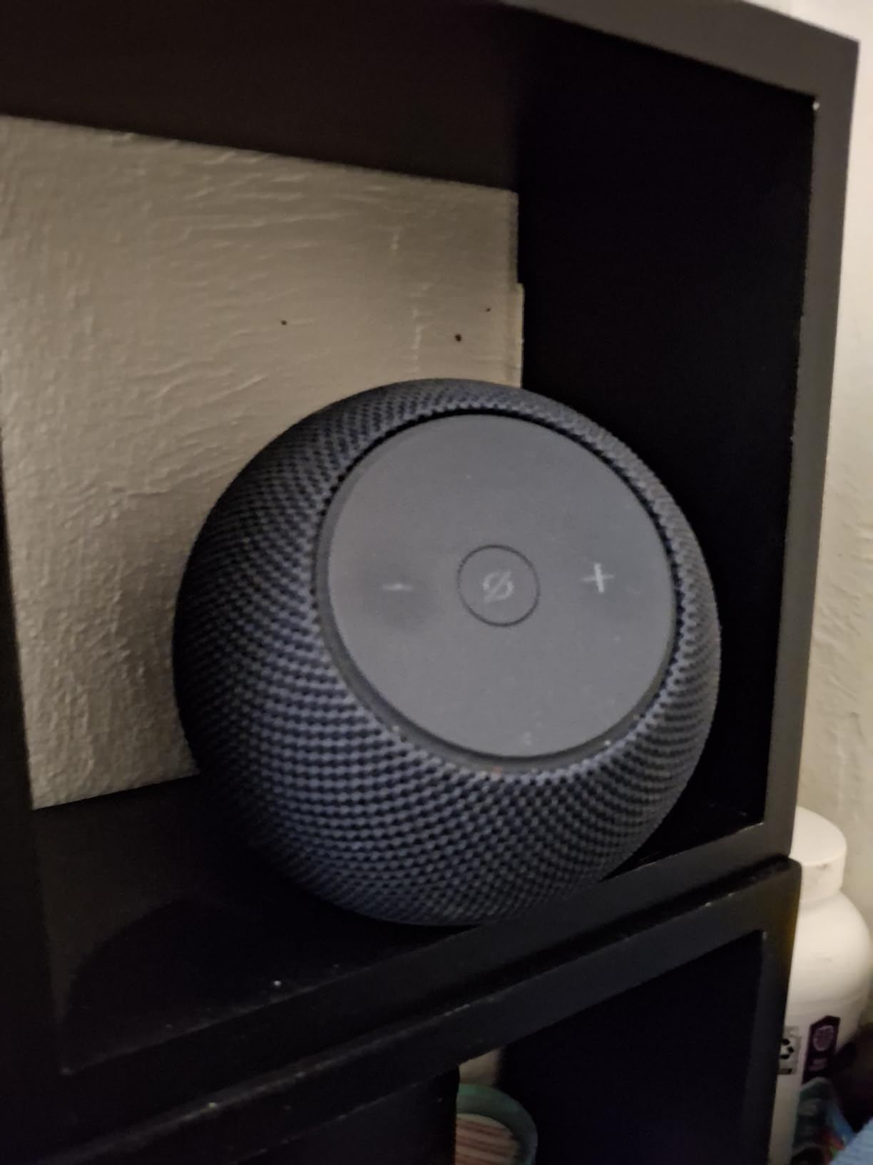 Amazon Echo Dot Max (newest model), Alexa speaker with room-filling sound and nearly 3x bass, Great for living rooms and medium-sized spaces, Designed for Alexa+, Graphite customer photo 1