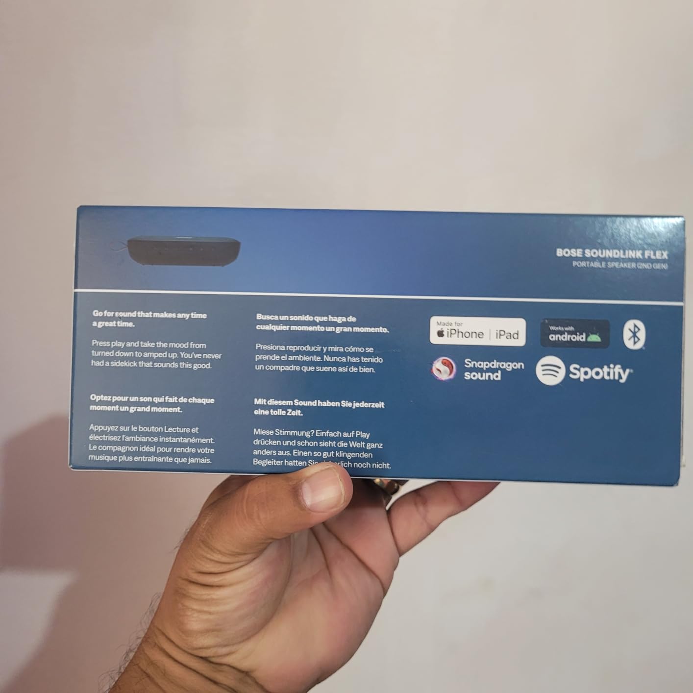 Bose SoundLink Flex Bluetooth Speaker (2nd Gen) - Portable Outdoor Speaker with Hi-Fi Audio, Waterproof and Dustproof, USB-C, Up to 12 Hours Battery Life, Sandstone customer photo 2
