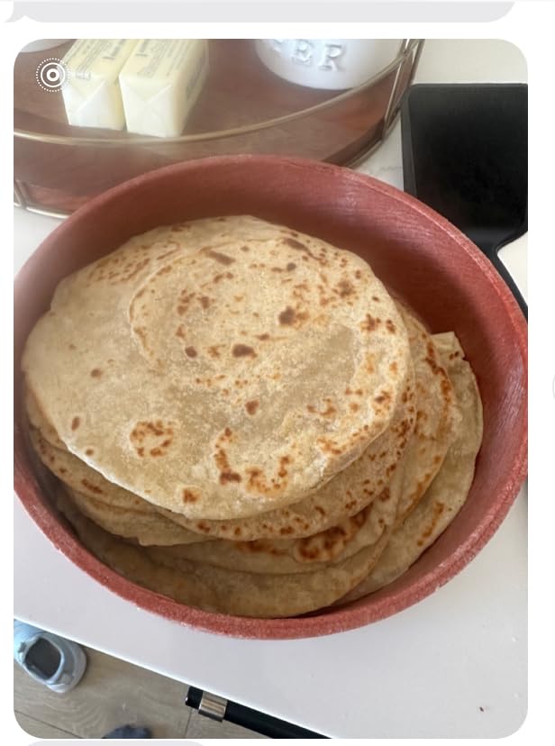 Alpha Living Tortilla Press – 8 Inch Cast Iron Quesadilla Maker – Heavy Duty Empanada Maker Press – Cast Iron Tortilla Maker for Kitchen, Home Use customer photo 2