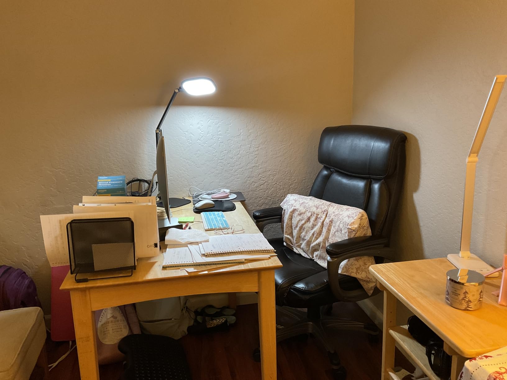 LitONES Desk Lamp for Home Office, Tall Computer Ring Light with CRI 97.8 | Eye-Caring Diffused Desktop Light with Memory & Timer Func, 1200LM Zoom Lighting for Video Calls, Conference, Reading, Study customer photo 1