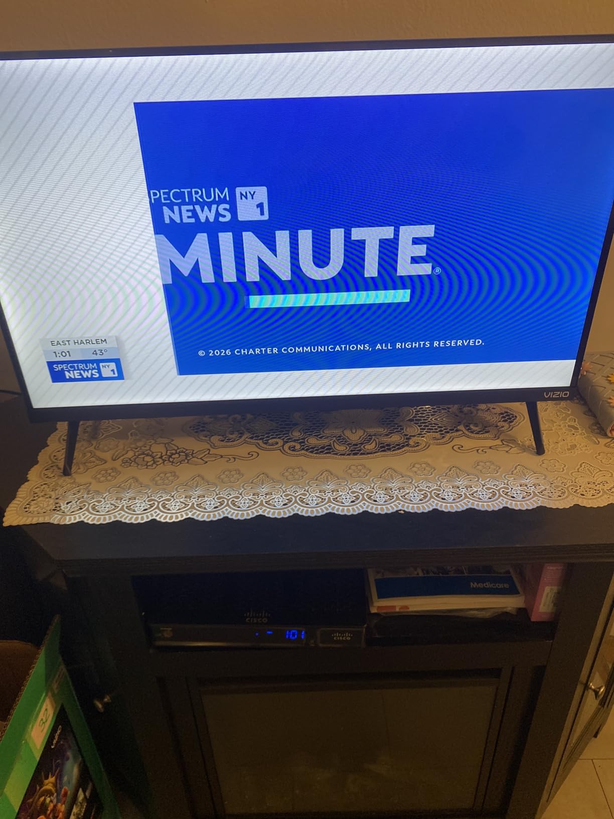 VIZIO 32 Inch V Series Full Array LED Smart HD TV 720p Bluetooth Compatible with VRR, DTS Virtual X, Airplay 2 and Chromecast Built-in (Renewed) customer photo 1