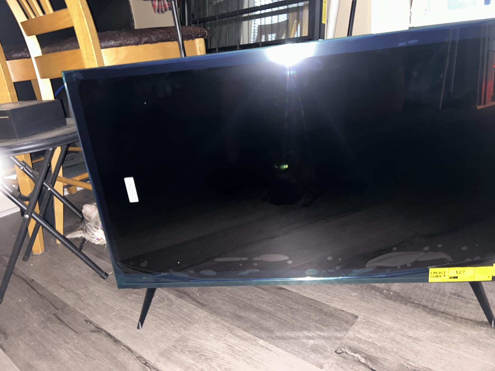 VIZIO V4K43M 43 inch Class 4K LED HDR Smart TV (Renewed) customer photo 2