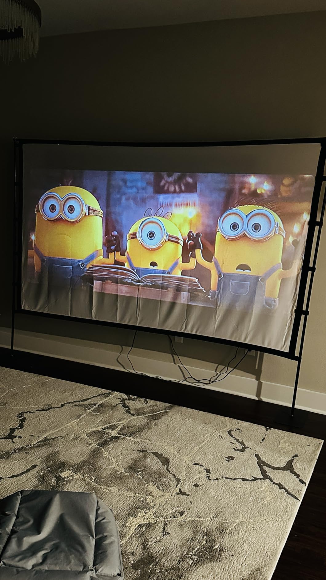 STWUI Outdoor-Projector-Screen-with-Stand - 120 inch Portable Projector Screen Indoor Outdoor Projector Screens 16:9 4K HD Lightweight Movie Screen with Carry Bag for Backyard Movie Night customer photo 2