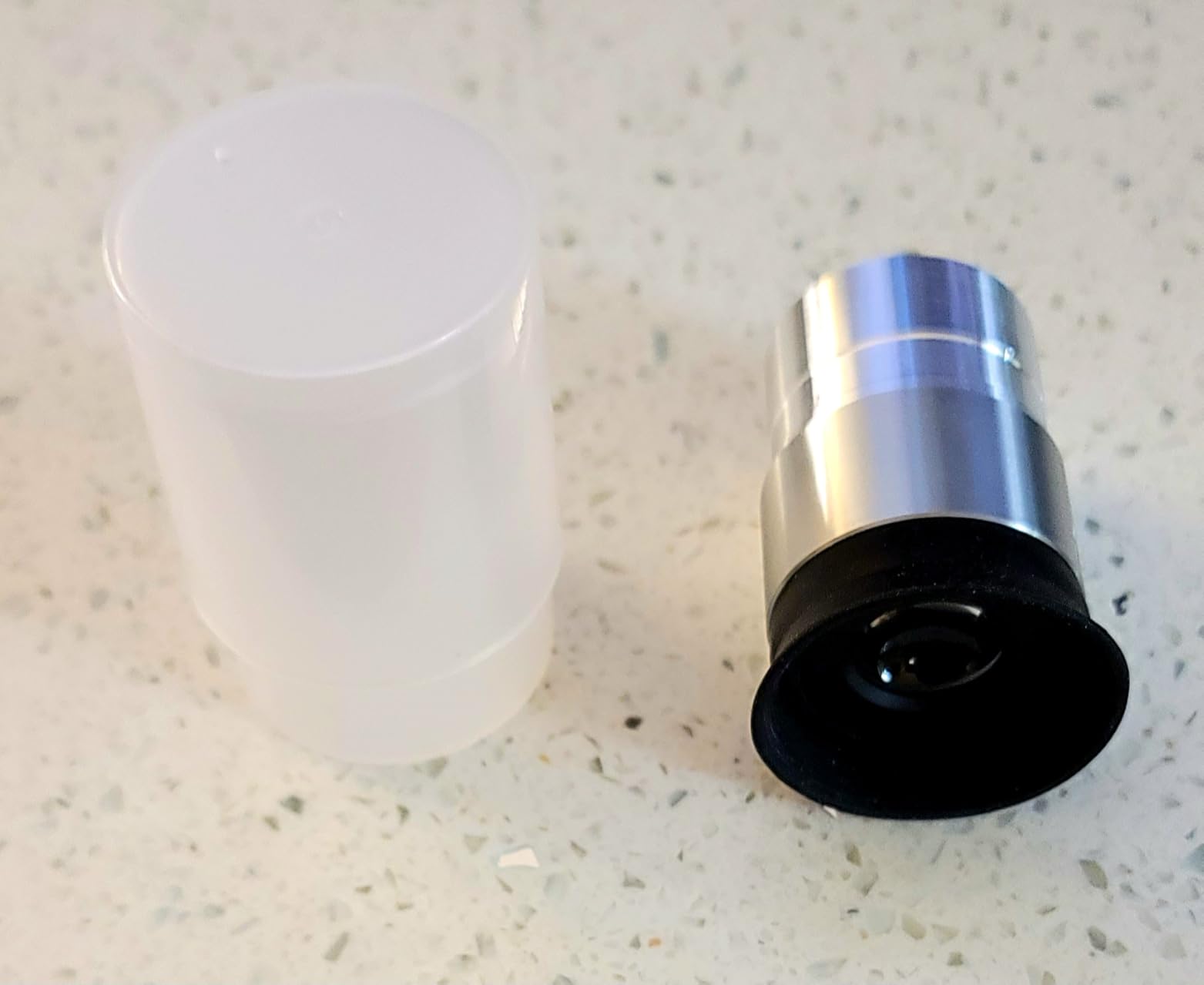 1.25-Inch Telescope Eyepiece Set with Barlow and Filters customer photo 1