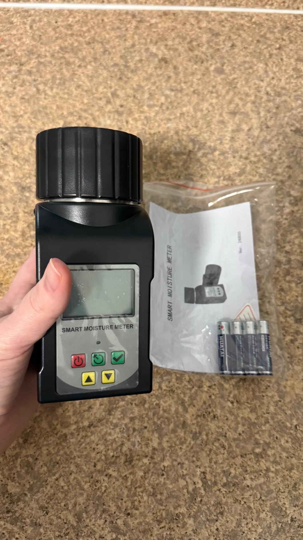 Grain Moisture Tester Portable Cup-Type Meter for 25 Grains Including Wheat, Corn, Coffee, High Precision with Temperature Compensation, Data Storage, for Farmers Food Processors & Traders - GOYOJO customer photo 2