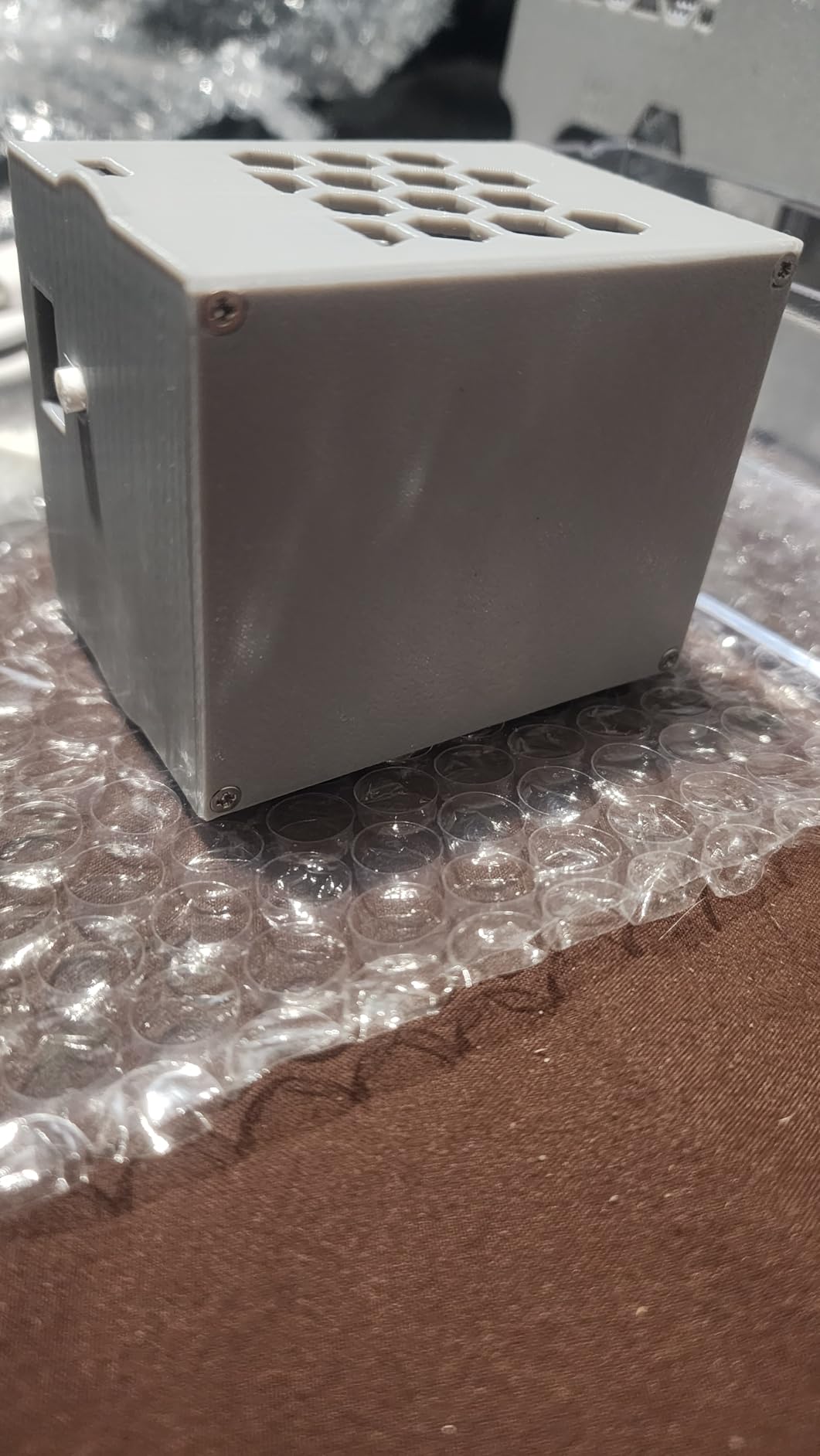 Bird Feed Shell Blowing Machine,No Assembly Required Husk Remover Wind Sheller Bird Seed Cleaner Machine, With Adjustable Speed Fan、intelligent Digital Display、rechargeable and Washable Quick Shelling customer photo 2