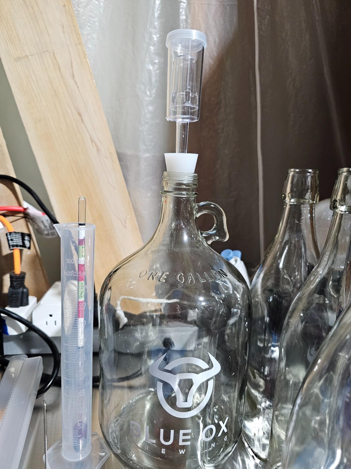 DELUXE Mead Making Kit with Storage Bottles, Hydrometer & Extra Yeast Nutrients - Honey Wine Making Kit - Mead Kit Complete - Mead Supplies for 1 Gallon of Mead – Mead Brewing Kit customer photo 1