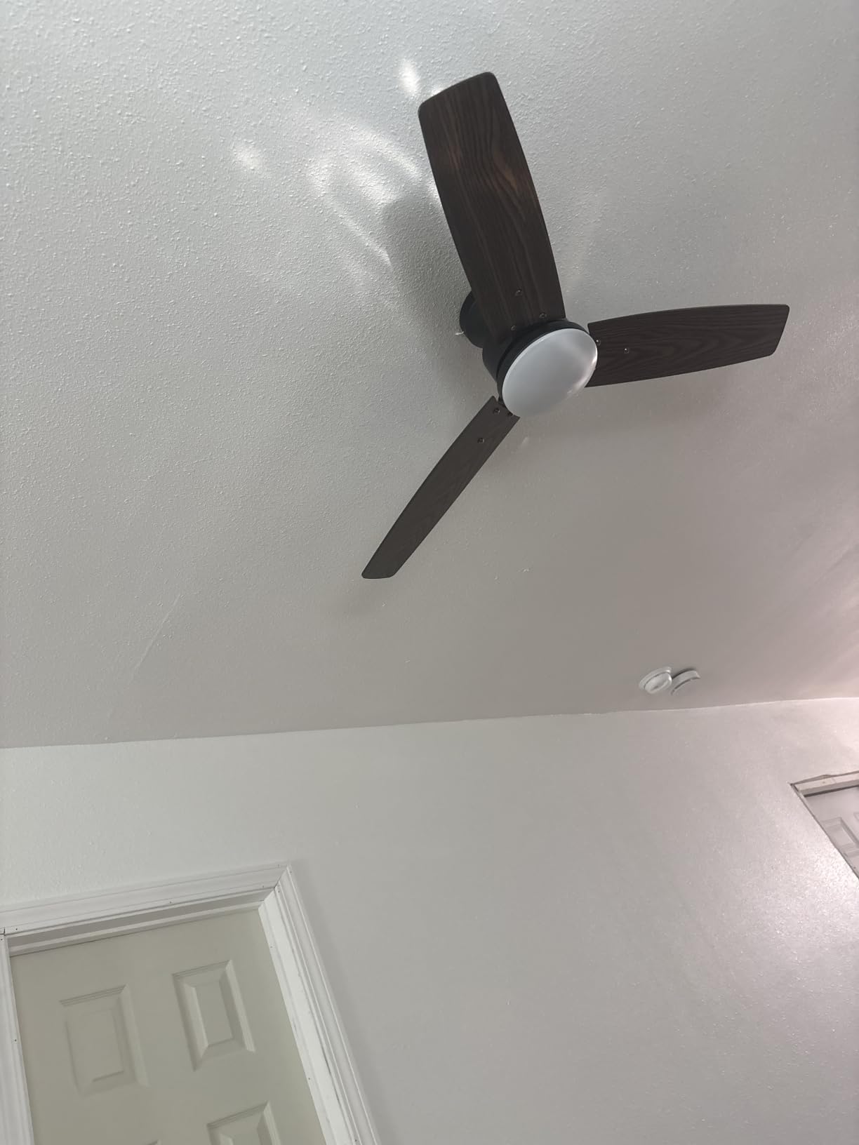 Modern 42 Inch Ceiling Fans with Lights and Remote, Bedroom Living Room Office, Flush Mount, 18W 6CCT Dimmable, Dual Color 3 Blades 6 Speed Reversible Quiet DC Motor, Black/Wood Grain customer photo 1