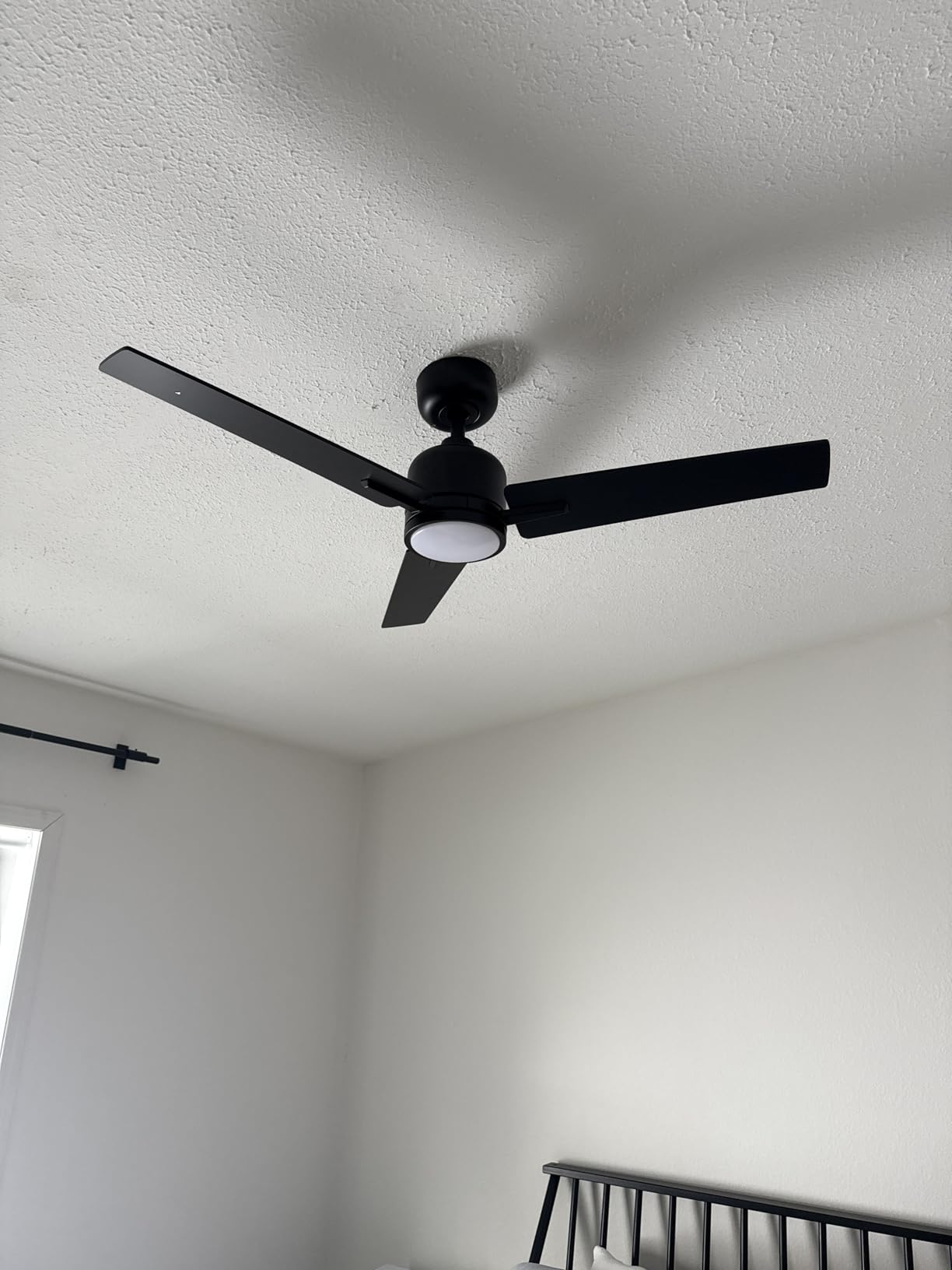 Modern 42 Inch Ceiling Fans with Lights and Remote, Bedroom Living Room Office, Flush Mount, 18W 6CCT Dimmable, Dual Color 3 Blades 6 Speed Reversible Quiet DC Motor, Black/Wood Grain customer photo 2