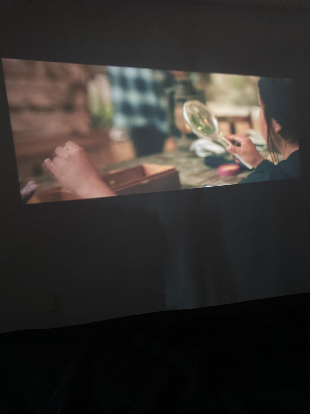 【Netflix Ready】PANSEBA Smart Mini Projector with 1080P HD, 5G WiFi & 2 Way Bluetooth, Portable Outdoor Movie Projector for Phone/Laptop/Games customer photo 1