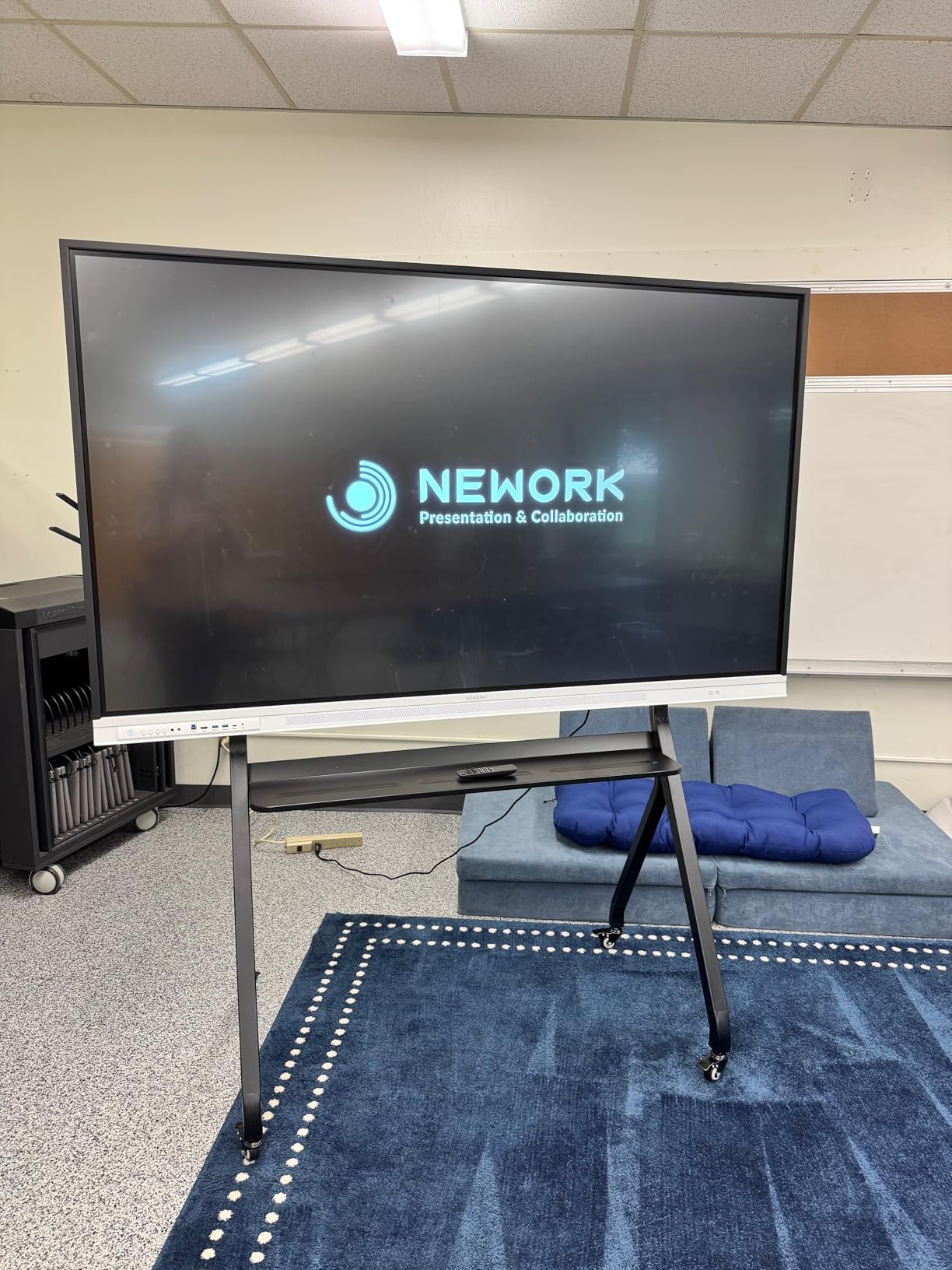 75 Inch 4K Smart Board, Google EDLA-Certified Interactive Whiteboard | Android 14 OS, 50-Point Touch, Wireless Casting,Touchscreen Digital Whiteboard for Classroom Office Home (With Wall Mount) customer photo 2
