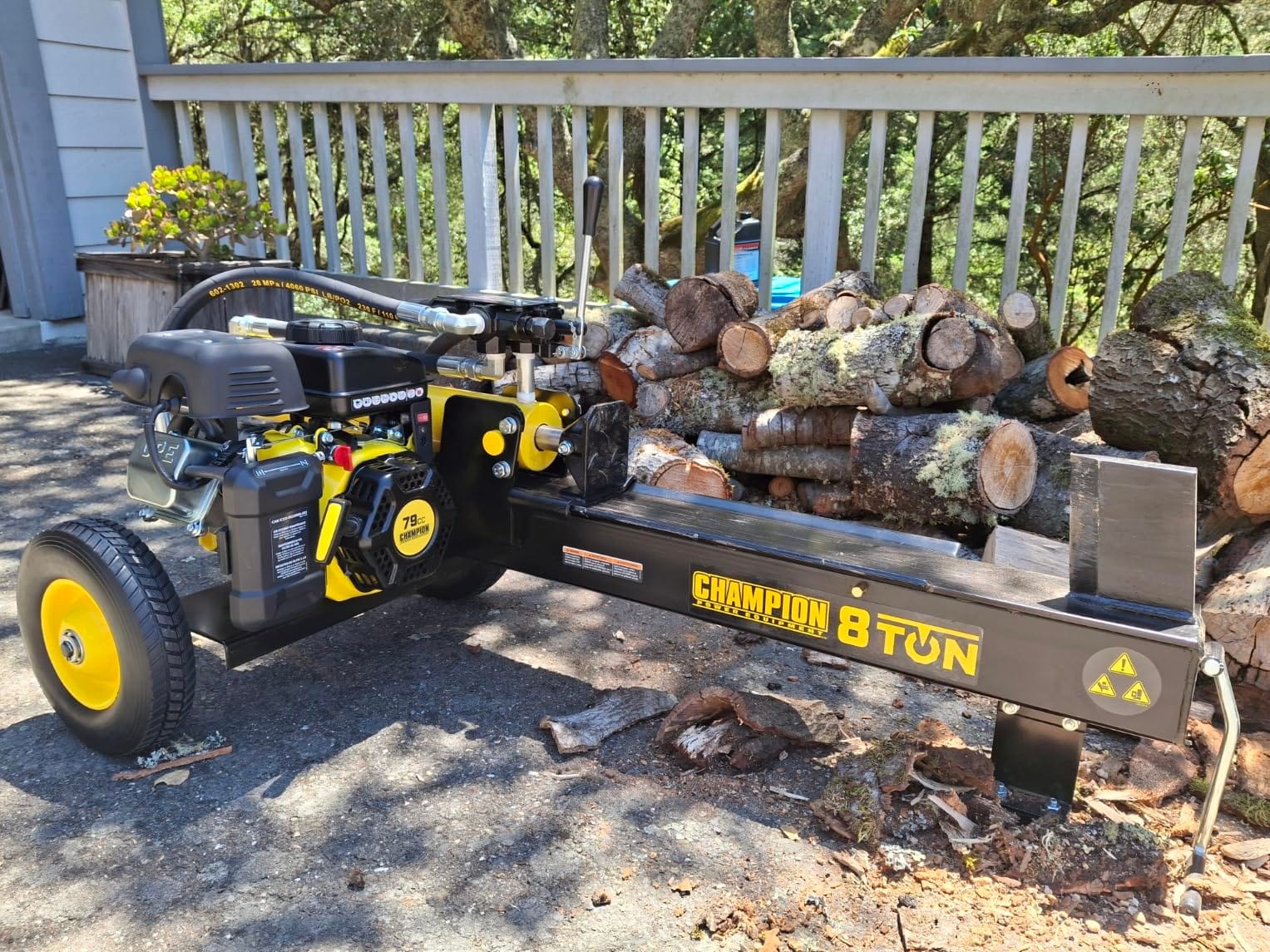 Champion Power Equipment 8-Ton Compact Horizontal Gas Log Splitter with Auto Return customer photo 1