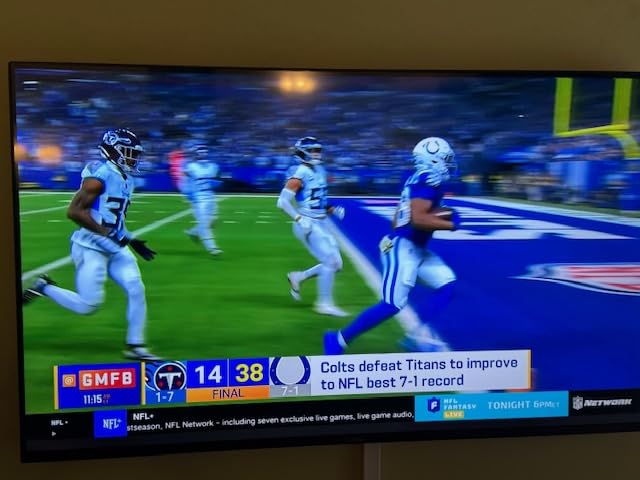 Roku 75-Inch Pro Series Smart TV - 4K QLED Mini-LED TV - RokuTV customer photo 2