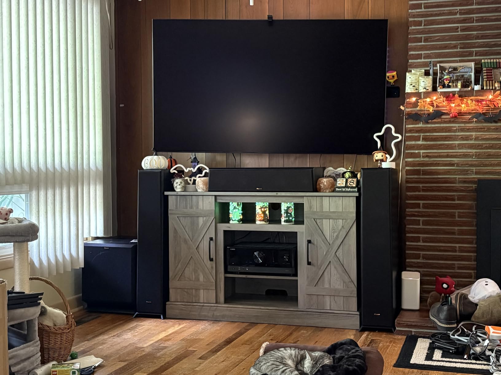 Samsung 55-Inch Class Neo QLED 4K QN90F Series, Vision AI, Mini LED Smart TV (2025 Model, 55QN90F) Neo Quantum HDR+, Object Tracking Sound+ w/Dolby Atmos, Glare Free, Gaming Hub, Alexa Built-in customer photo 2