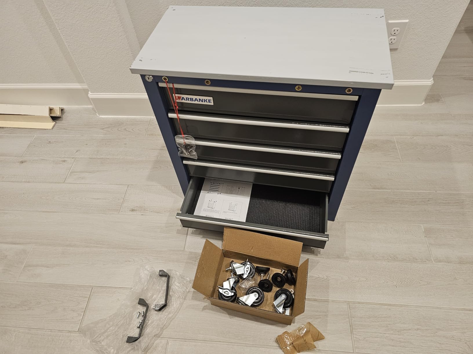 LARBANKE 5-Drawer Rolling Tool Chest with Stainless CounterTop,Tool Chest with Keyed Locking System, with Wheels and Foot Pads,Rolling Tool Cabinet with Drawer Liners,Unique Link Buckle for Connecting customer photo 2