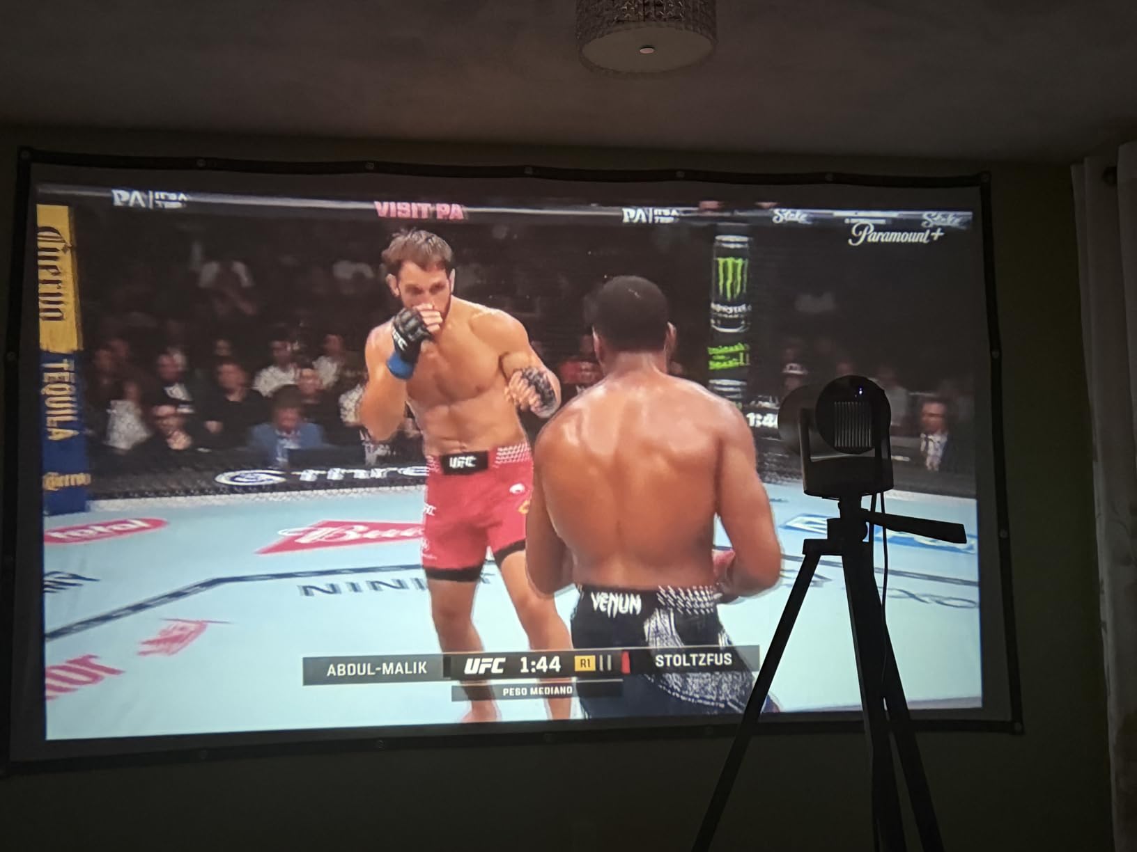 Magcubic Mini Projector with WiFi 6 and Bluetooth 5.4, Portable Projector 4K Support, 5W Soundbase Speaker, Auto Vertical Keystone 180° Rotatable Smart Proyector for Movie Home Outdoor customer photo 1