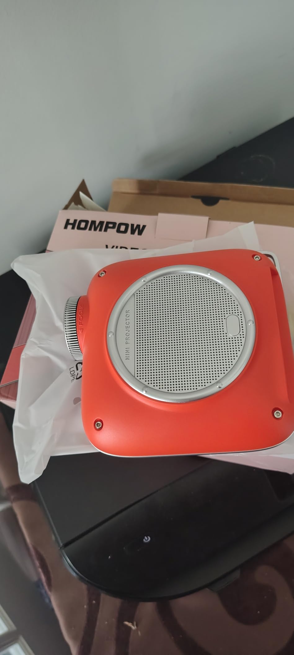HOMPOW Mini Projector, 1080P Supported Portable Bluetooth projector | Mini & Portable, Built-in Bluetooth/Speaker, Home Theater, Outdoor/Indoor, HDMI/USB Compatible Phone & Laptop (Orange) customer photo 1
