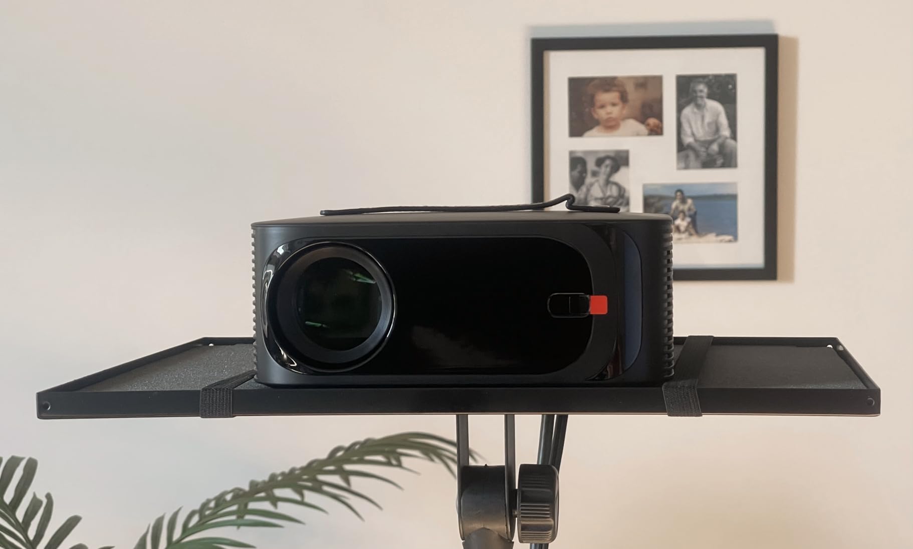 ONOAYO Outdoor-Projector-4K with AI Auto Focus, 50W Dolby Audio, Built-in Apps | High Brightness, Smart OS 2.0, Movie Projector with WiFi Bluetooth, Portable Proyector for Bedroom/Ceiling/Camping customer photo 2