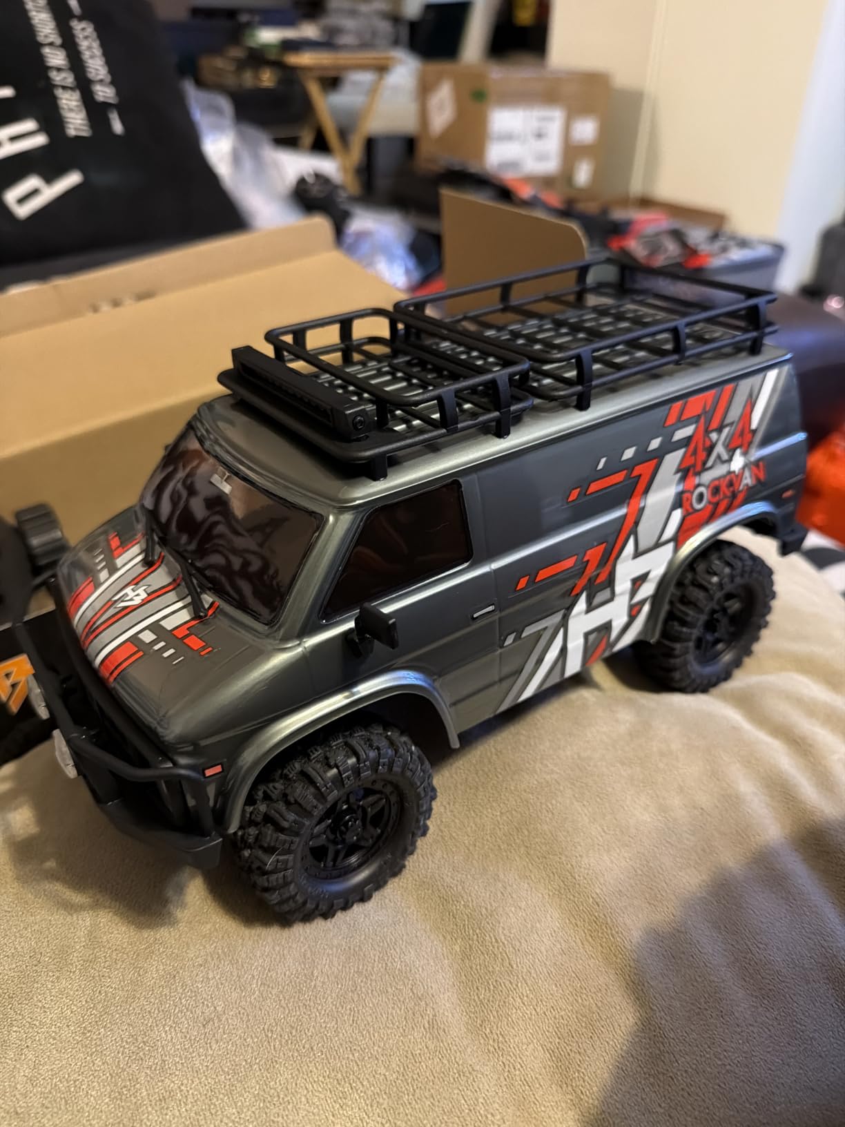 HOBBYPLUS CR18P EVO 2 Rock RC Crawler - 1/18 Scale Mini RC Crawler w Two-Speed Transmission, All-Metal Gears, Evolved EVO Platform, RTR, Distinctive Styling Convoy Medium for Aged 15+ (Olive Green) customer photo 2
