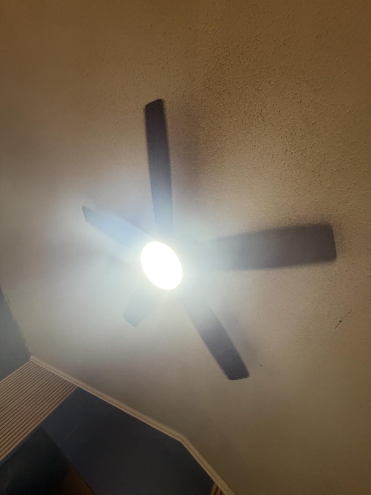 Flush Mount Ceiling Fan with Light, 52 Inch, Remote Control, 3CCT Dimmable LED, 6-Speed Silent Reversible DC Motor, Low Profile Hugger Ceiling Fan for Indoor/Outdoor 90-264V 50/60Hz Matte Black customer photo 2
