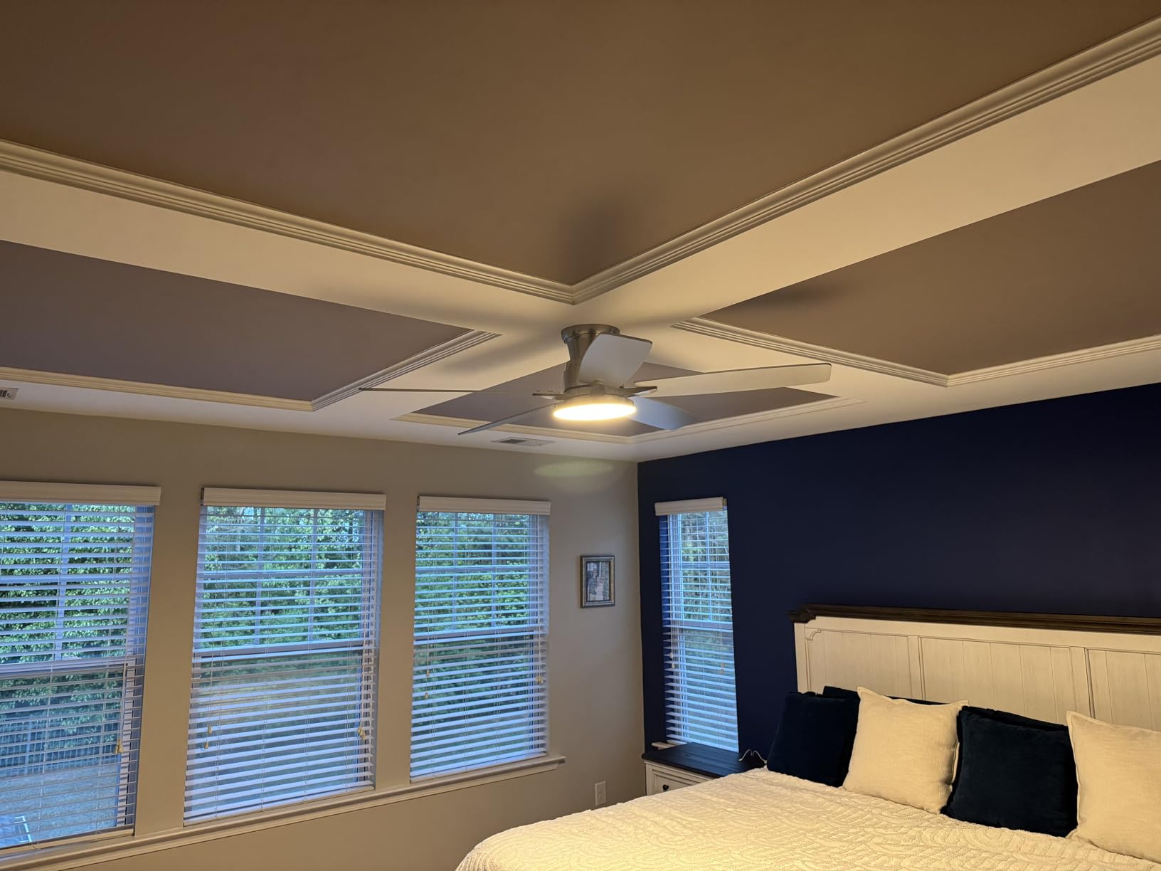 Flush Mount Ceiling Fan with Light, 52 Inch, Remote Control, 3CCT Dimmable LED, 6-Speed Silent Reversible DC Motor, Low Profile Hugger Ceiling Fan for Indoor/Outdoor 90-264V 50/60Hz Brushed Nickel customer photo 2