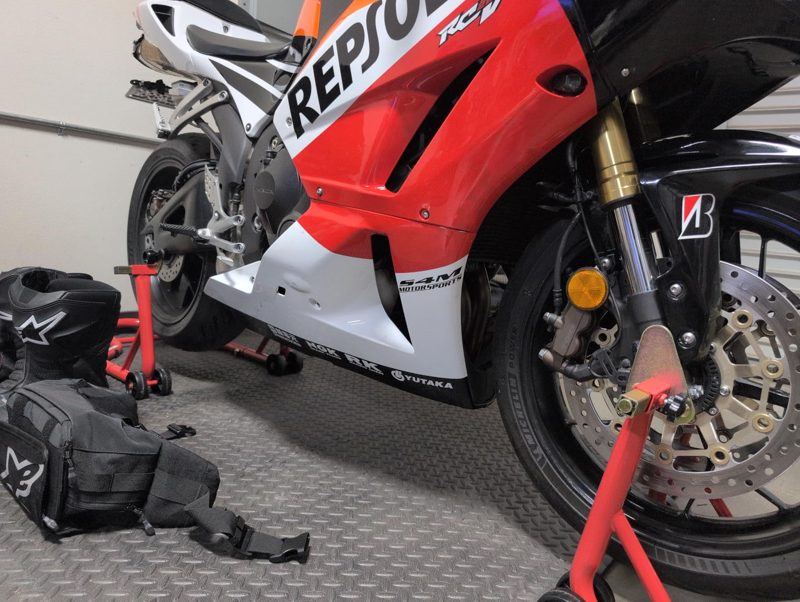 Motorcycle Stand Lift, Universal Paddock Lift Stand, 1100lbs Front Rear Combo Stand Lift Stand, Rear U+L Fork Swingarm Spool Stand 2-Pack Black customer photo 1