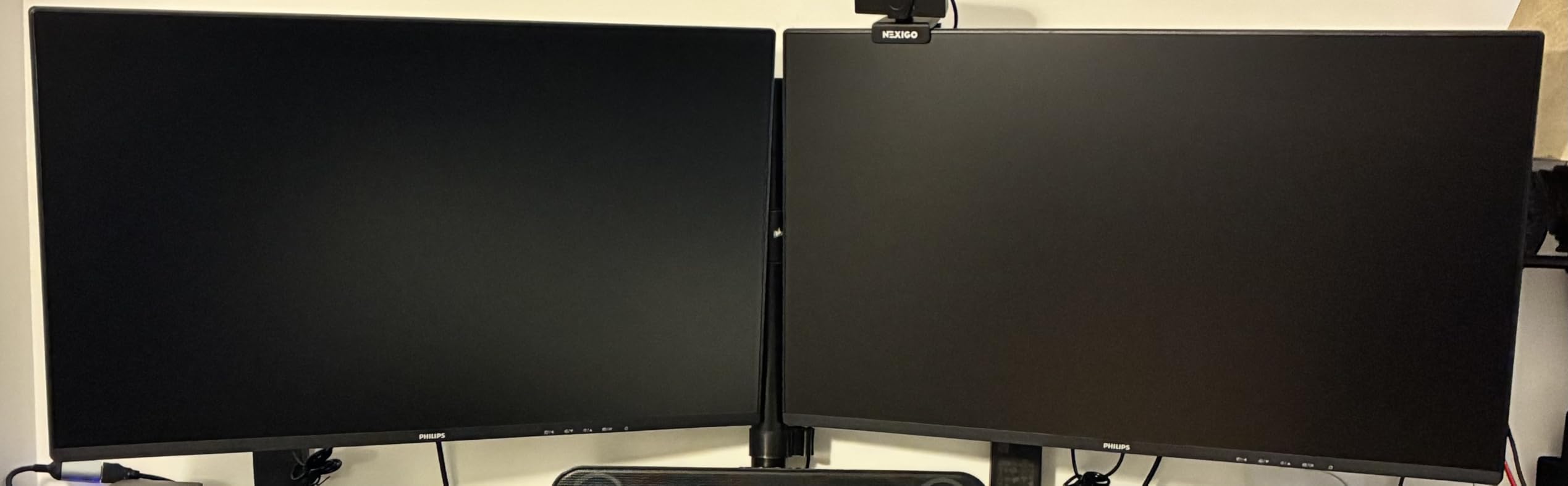 Philips 27 Inch Computer Monitor FHD 120Hz IPS VESA, 27E2N2100 | 1920x1080 LED Monitor, 1ms MPRT, HDMI 1.4, VGA, Adaptive Sync, Flicker-Free, Low Blue Light, 4yr Advance Replacement Warranty customer photo 2