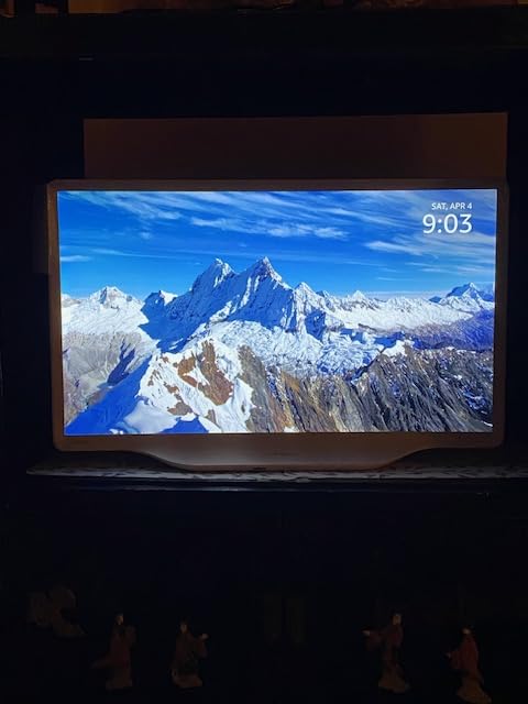 Hisense 32-Inch S5 DecoTV Series Hi-QLED FHD Smart Fire TV (32S5QF) - Versatile Fit, Hi-QLED Color, Art-Inspired Design, Fluid Central Stand, DTS Virtual: X, Stream Live TV Without Cable customer photo 2