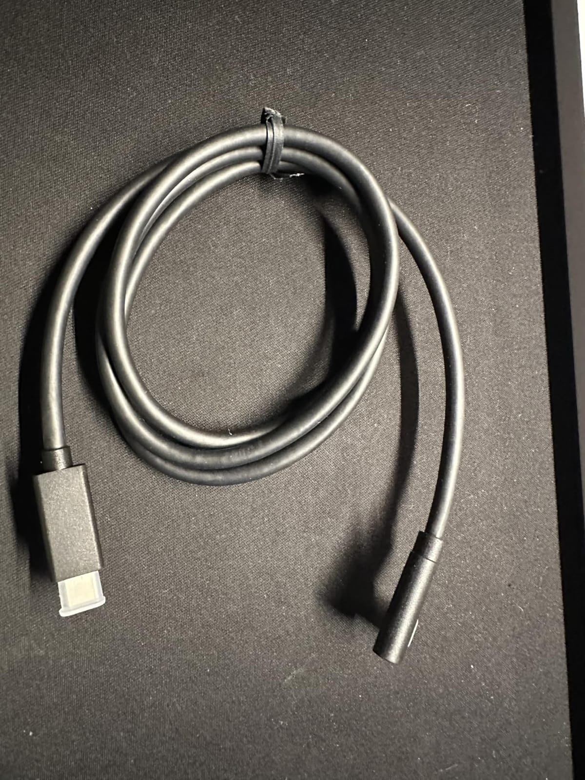 phoossno USB C Fiber Optic Cable 25ft Right, bidirectional 10Gbps Transmission & 60W Fast Charging, Military Grade USB C tethering Cable Compatible with Cameras, VR &AR, laptops and Mobile Phones customer photo 2