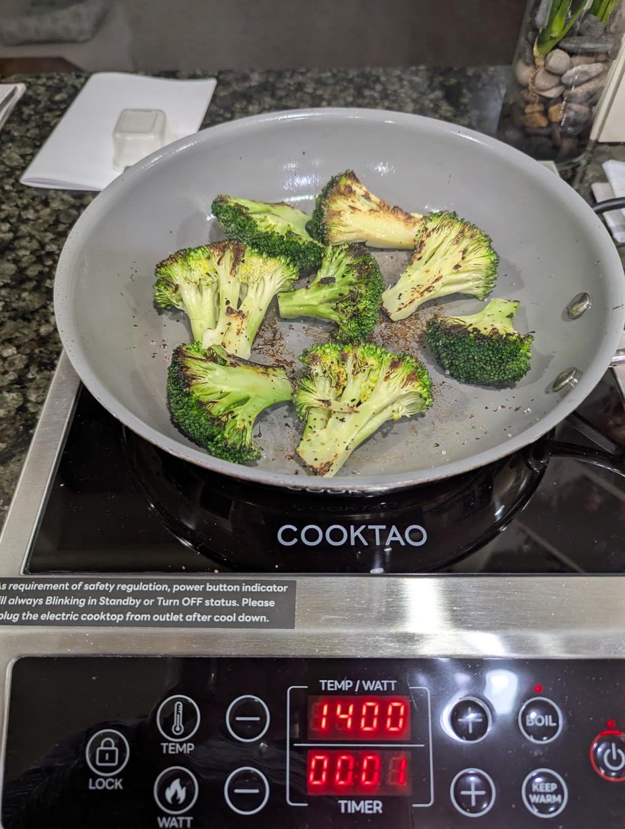 Stainless Steel Induction Cooktop, Professional Commercial Grade Single Burner Electric Cooktop, 1800W Hot Plate Portable Countertop Cooker with Temperature Control, Compatible with Magnetic Cookware customer photo 2