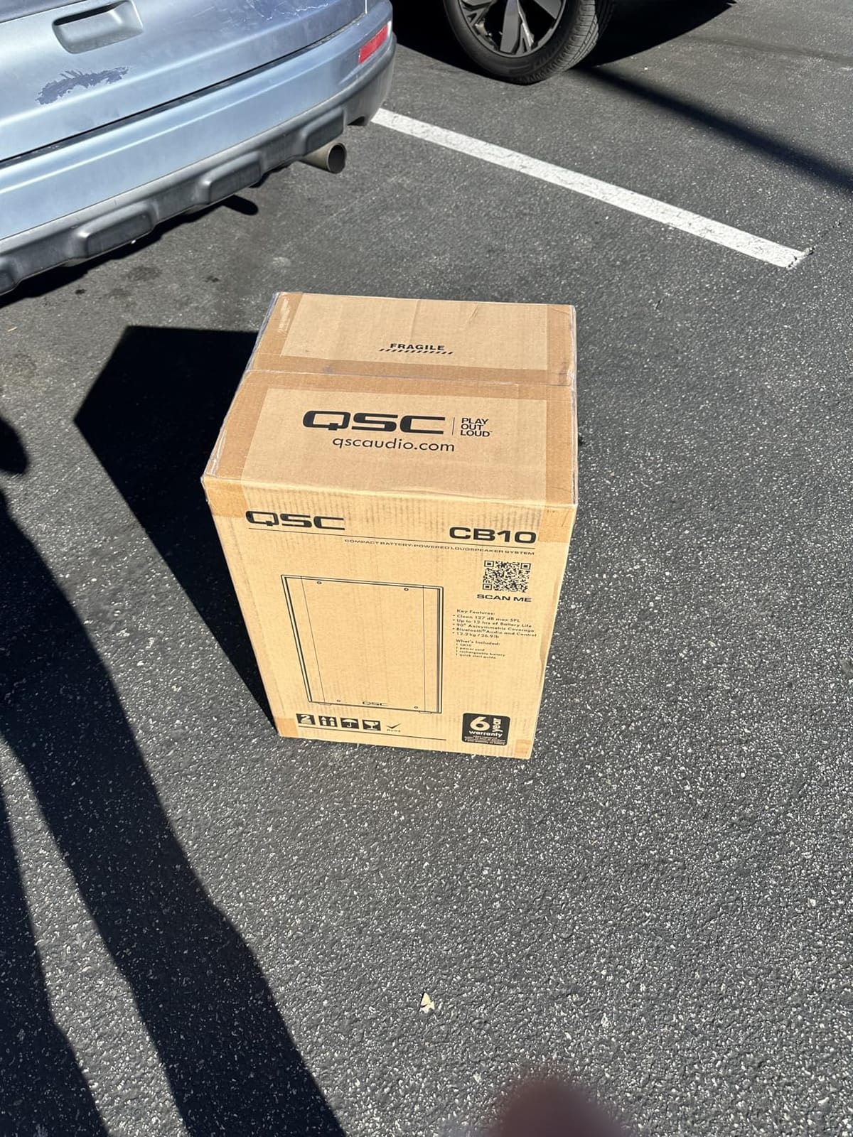 QSC CB10 Compact 2-Way Battery Powered Loudspeaker customer photo 1