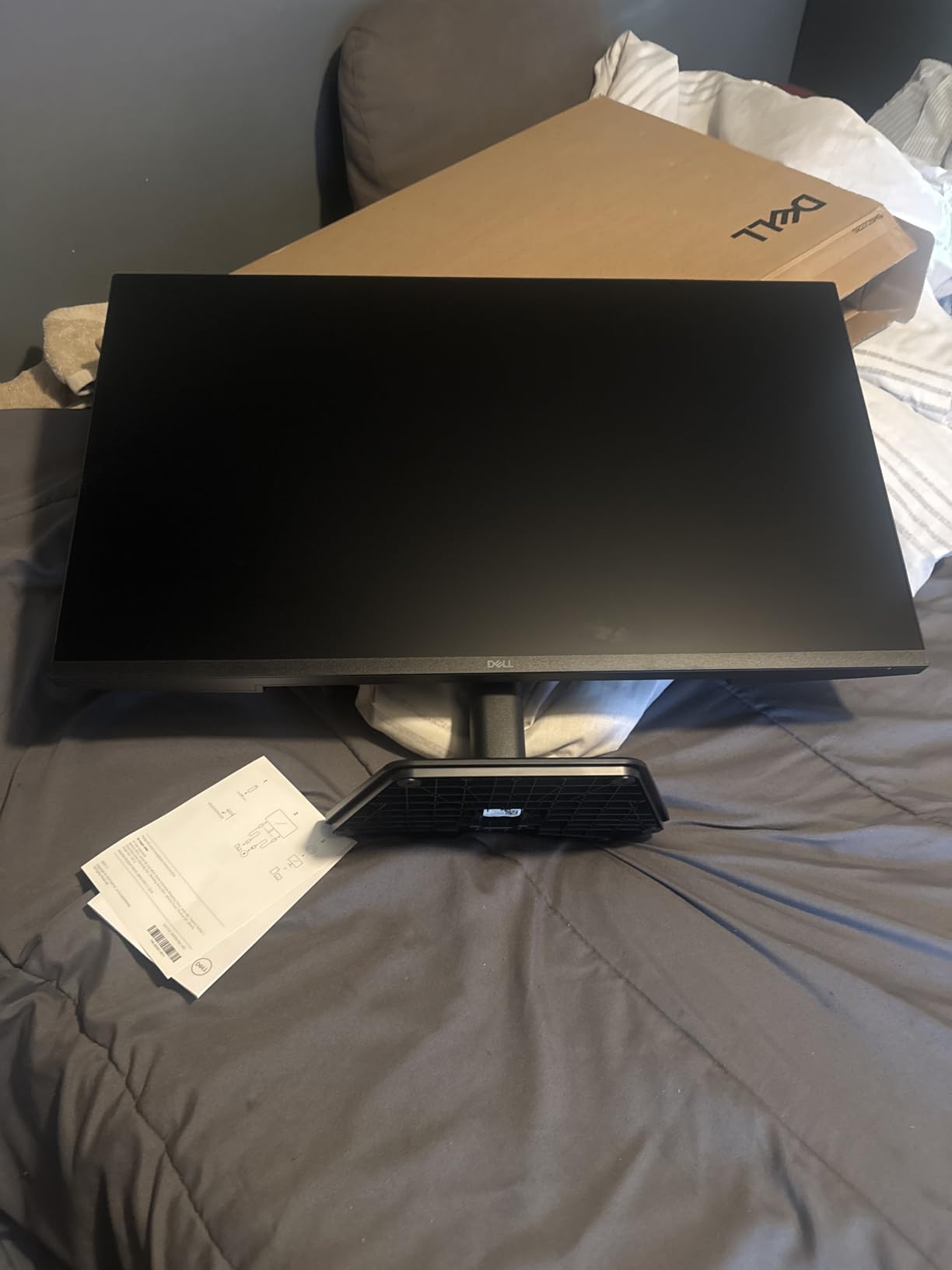 Dell 27 240Hz Gaming Monitor - SE2726HG - 27-inch FHD (1920x1080) 240Hz Display, in-Plane Switching (IPS) Technology, AMD FreeSync Premium, TÜV 3-Star, 2X HDMI, DisplayPort 1.4, Tilt customer photo 2