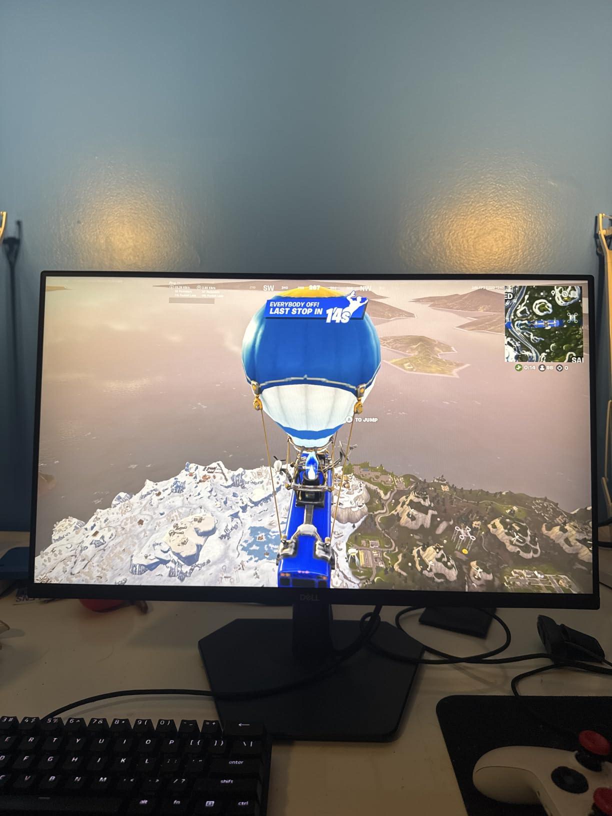 Dell 24 240Hz Gaming Monitor - SE2426HG - 23.8-inch FHD (1920x1080) 240Hz Display, in-Plane Switching (IPS) Technology, AMD FreeSync Premium, TUV 3-Star, 2X HDMI, DisplayPort 1.4, Tilt customer photo 2