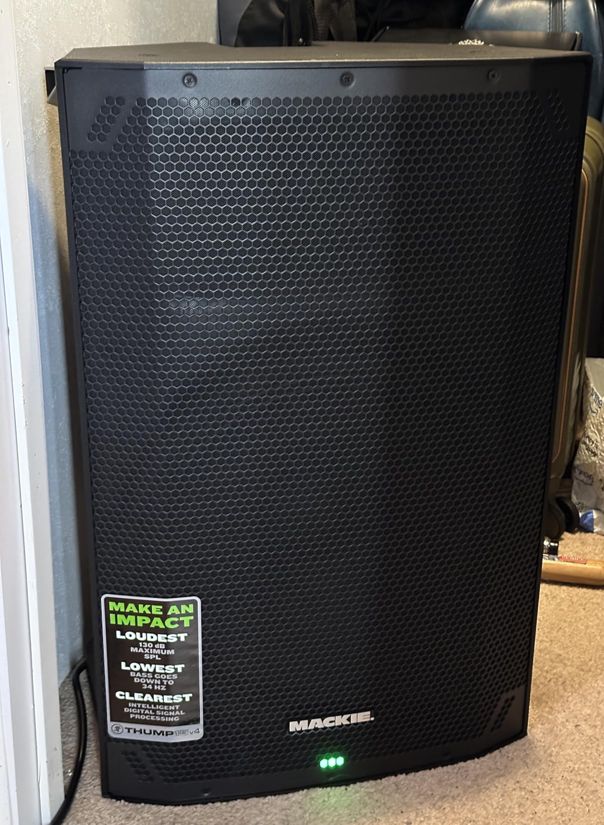 Mackie Thump15v4 15