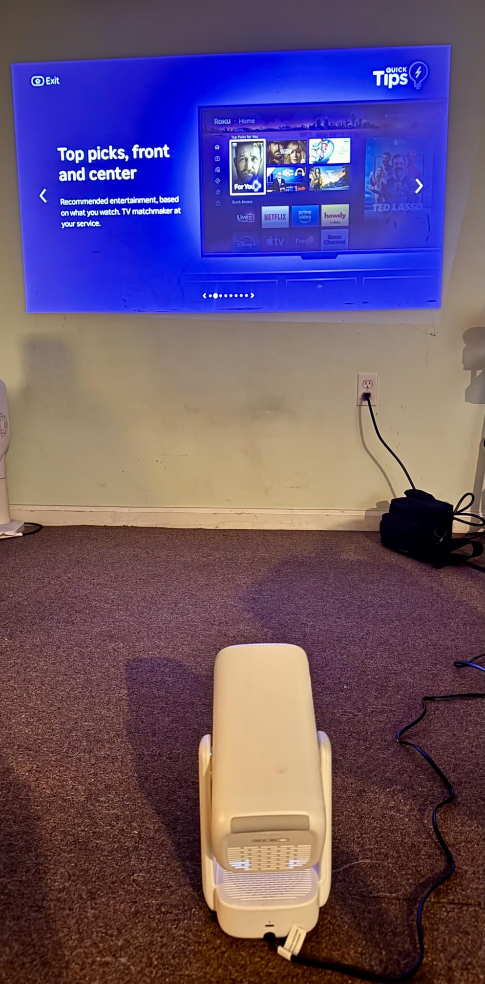 Aurzen Roku TV D1R air USB-C Powered Smart Portable Outdoor Projector White | Roku TV Built-in, WiFi & Bluetooth, Power Bank Supported, Native 1080P, DoIby Audio, Overhead Projector for Home & Outdoor customer photo 2