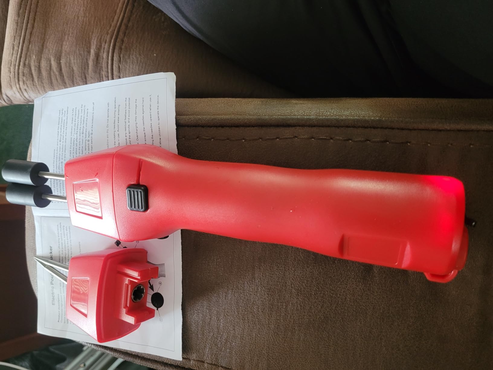 Electric Poultry Plucker Chicken Plucker Defeather Machine Cordless Rechargeable Dual Head Quick Swap Splash Proof Automatic Plucking Equipment for Chicken Duck Turkey Goose Quail (Red) customer photo 1