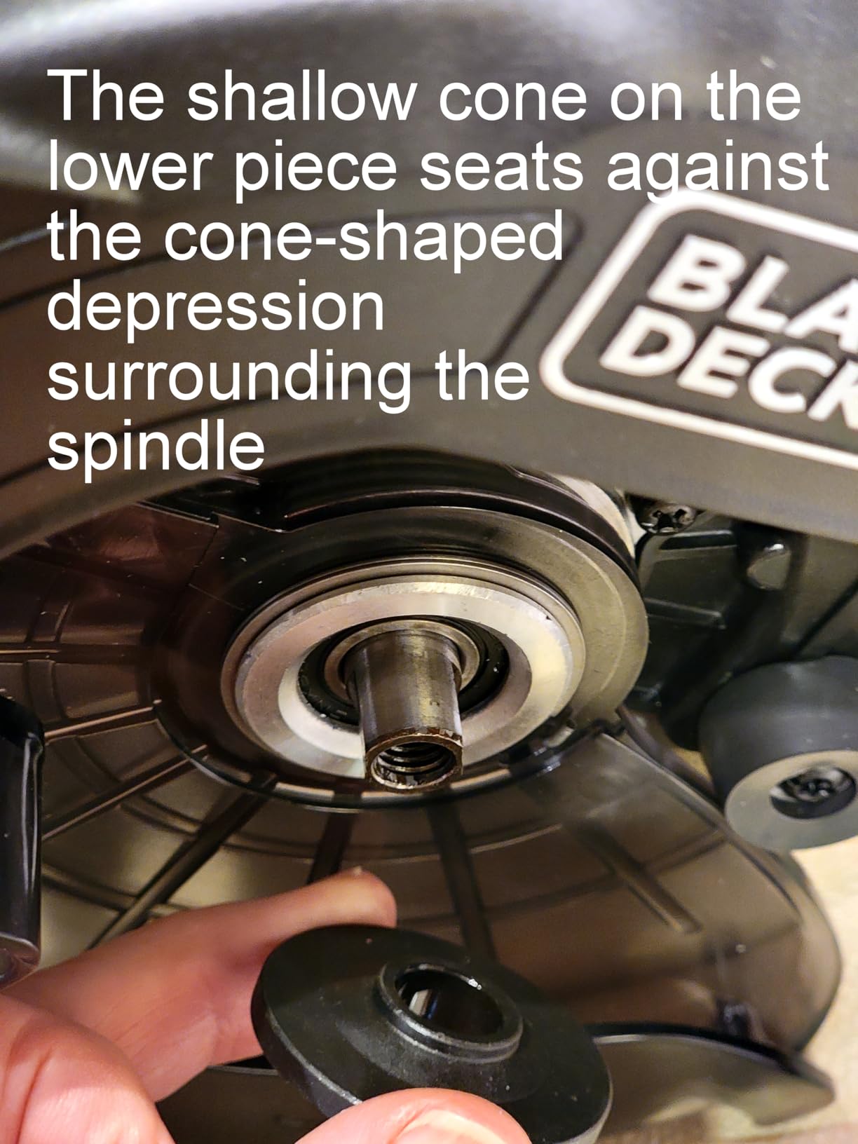 BLACK+DECKER Circular Saw 20V MAX, 6-1/2 in. Brushless Circular Saw Cordless Kit with 2.5Ah Battery and Charger, 24T Blade for Wood, Up to 165 Cuts Per Charge, LED Light, PowerConnect (BLCS78E1) customer photo 1