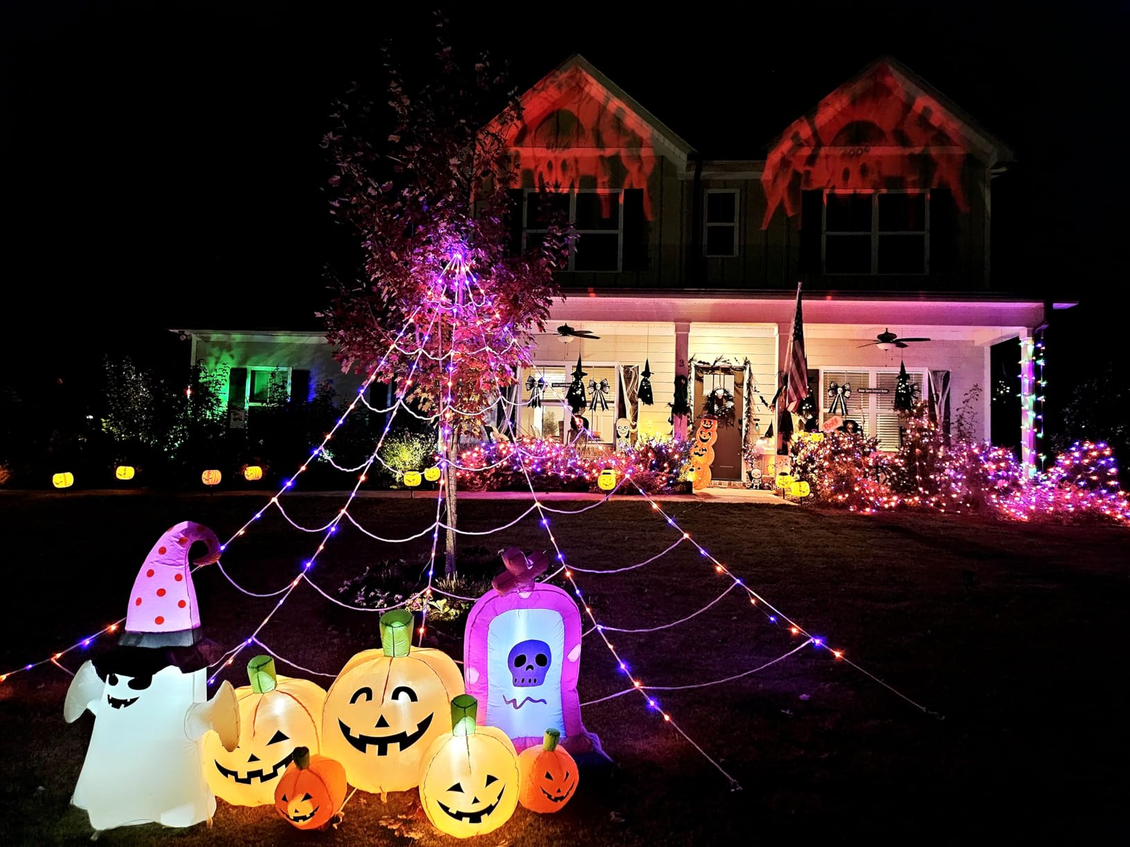 12 in 1 Halloween Projector Outdoor - 3D Dynamic Halloween Decorations, Clearer Skull/Spider/Pumpkin/Witch Cauldron HD Patterns, Holiday Lights for Window Garage Door Cover customer photo 2