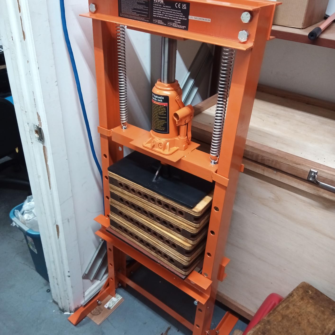 VEVOR 20-Ton Hydraulic Shop Press, H-Frame Shop Press with Two-Speed Pump customer photo 2