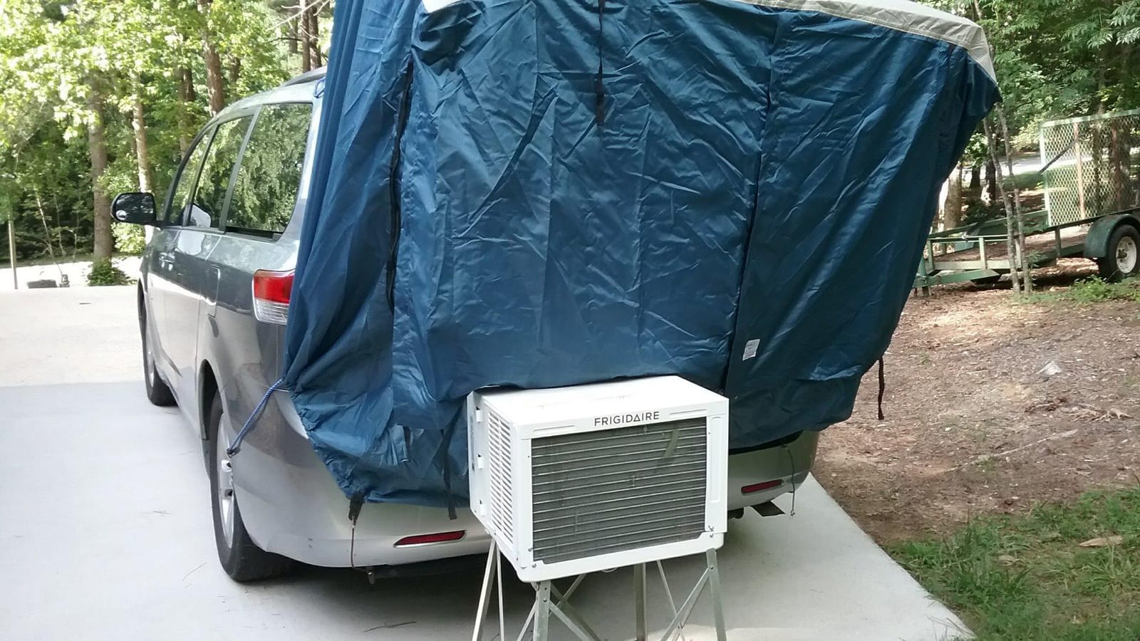 DAC Explorer 2 SUV & Minivan Tent – Universal Fit Vehicle Camping Tent for SUVs, Minivans & Wagons (Fits Honda CR-V, Toyota Highlander, Subaru Outback, Ford Explorer) Easy Setup, Weatherproof customer photo 2