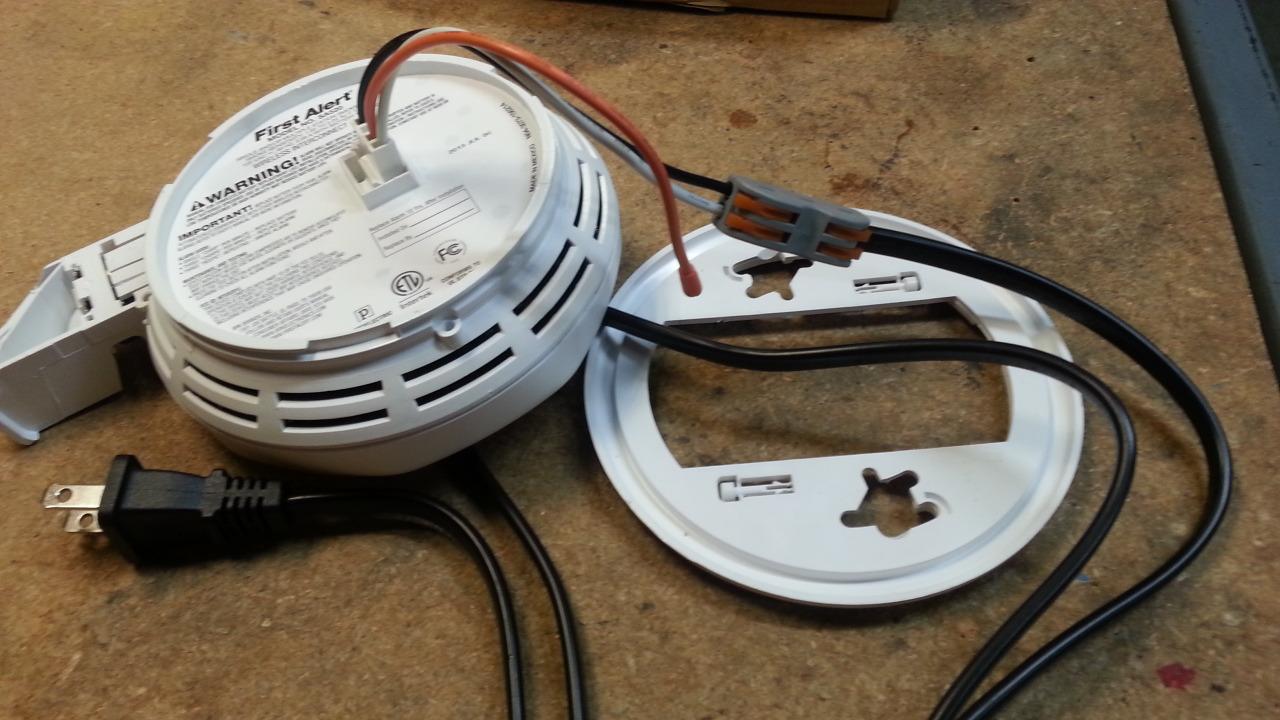 FIRST ALERT Battery Powered BRK SC7010BV Hardwired Talking Photoelectric Smoke and Carbon Monoxide (CO) Detector , White customer photo 2