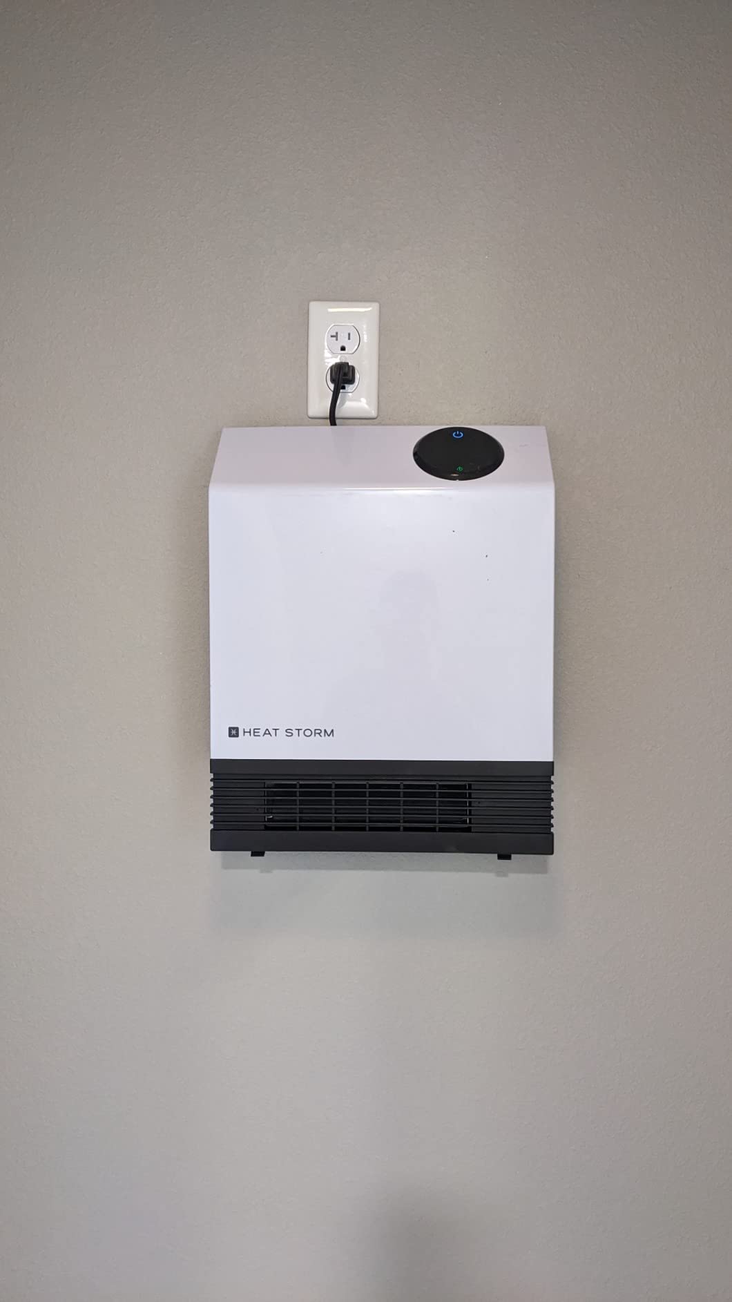 Heat Storm Deluxe Space 1000 Watt Infrared Wall Mount Electric Heater, White customer photo 1