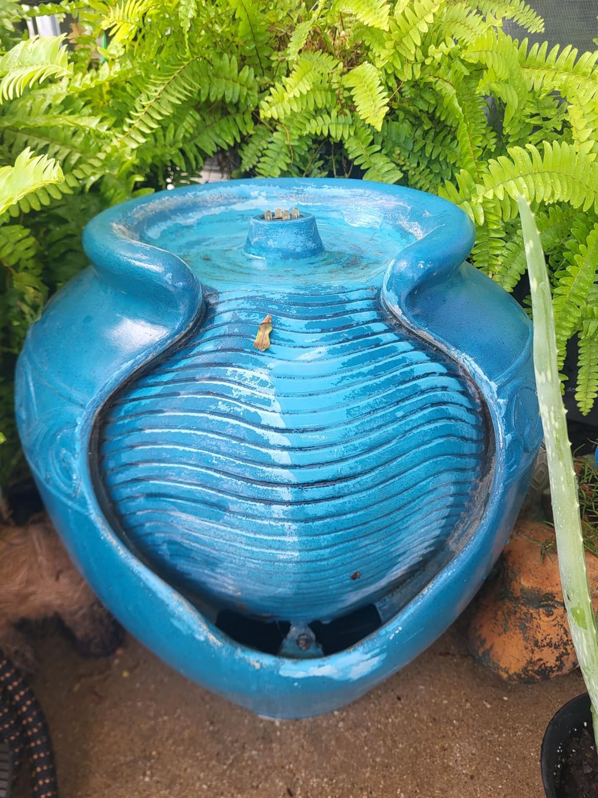 Teamson Home Floor Glazed Pot Water Fountain with Built-in LED Light and Pump for Outdoor Indoor Patio Garden Backyard Decking Home Décor, 17 inch Height, Teal customer photo 1