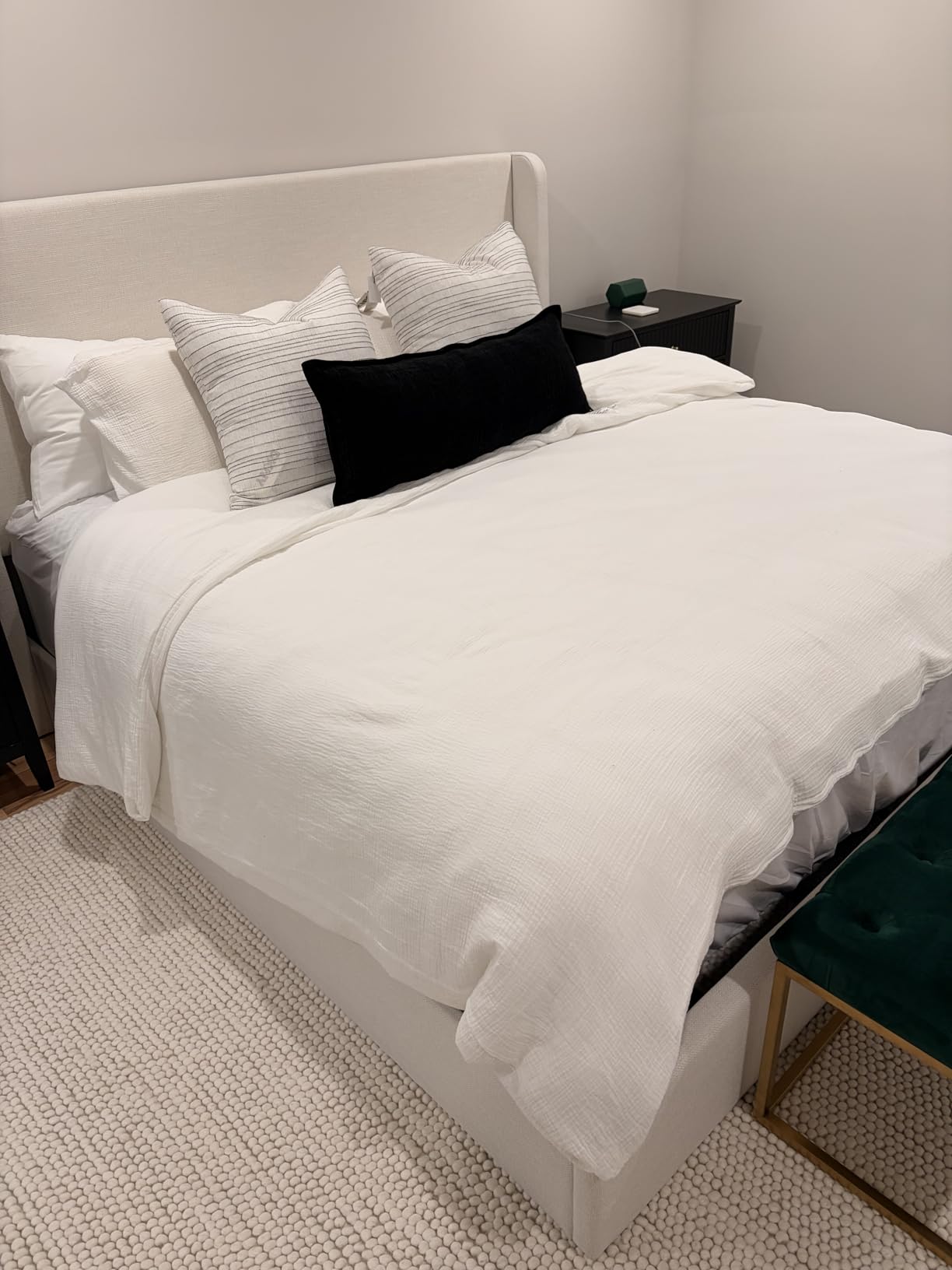 Linenspa White Down Alternative Comforter and Duvet Insert, for Queen Size Bed – All-Season Comforter with Box Stitch and 8 Duvet Loops – Bedding for Kids, Teens, and Adults customer photo 2