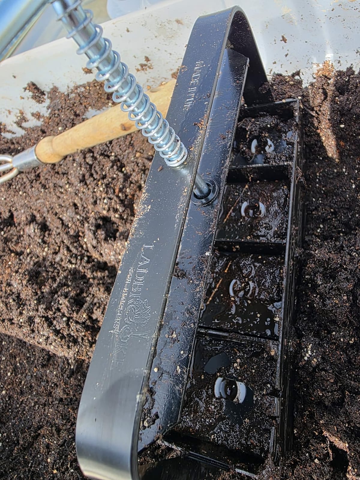 Authentic Ladbrooke Mini 4 Soil Blocker — Four 2