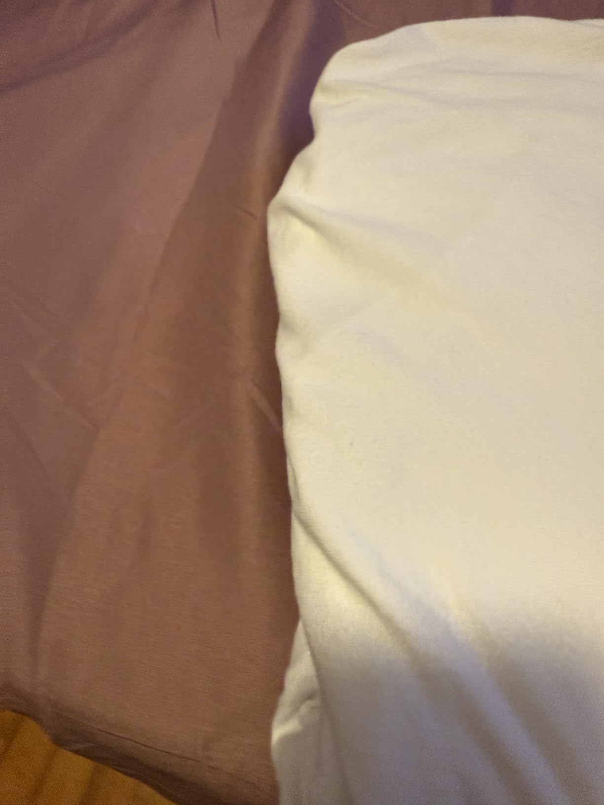 Amazon Basics 4 Piece Bed Sheets Set, 100% Cotton Jersey, Includes Super Soft, Flat and Fitted Sheets, Pillowcase, King, Oatmeal, Solid customer photo 2