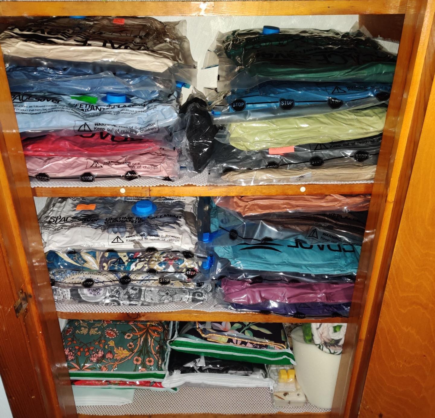 Spacesaver Vacuum Storage Bags with Hand Pump, Jumbo, 10 Pack customer photo 1