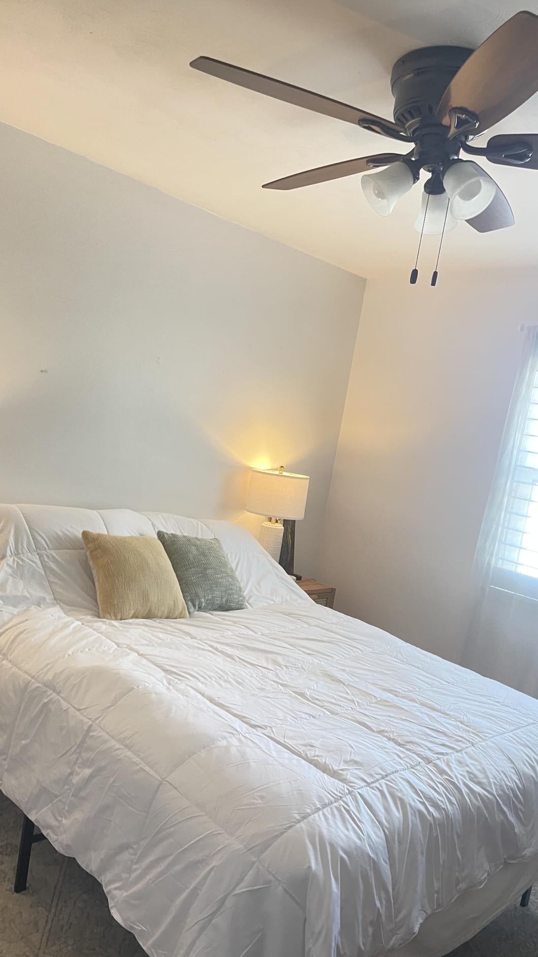 Beckham Hotel Collection Full/Queen Size Comforter - 1600 Series Down Alternative Home Bedding & Duvet Insert - Cream customer photo 1
