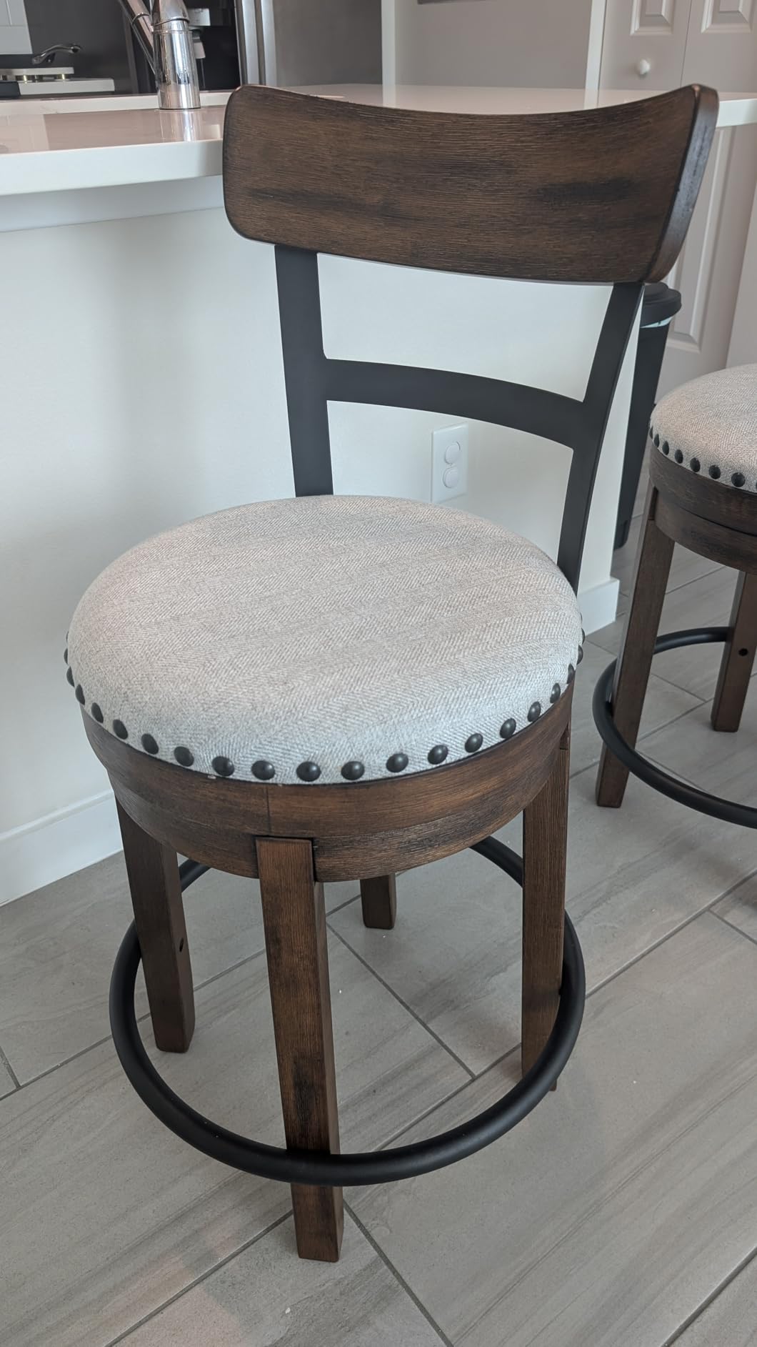 Signature Design by Ashley Valebeck Counter Height Bar Stool, Brown customer photo 2